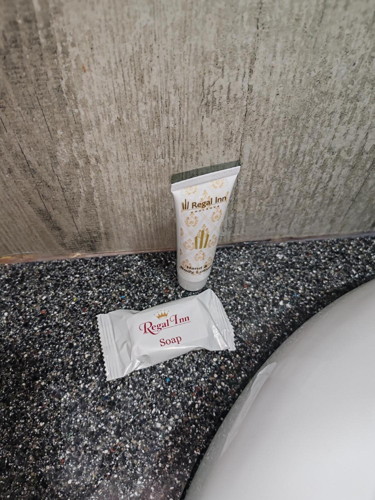 Regal Inn Umhlanga Gateway Durban Kültér fotó